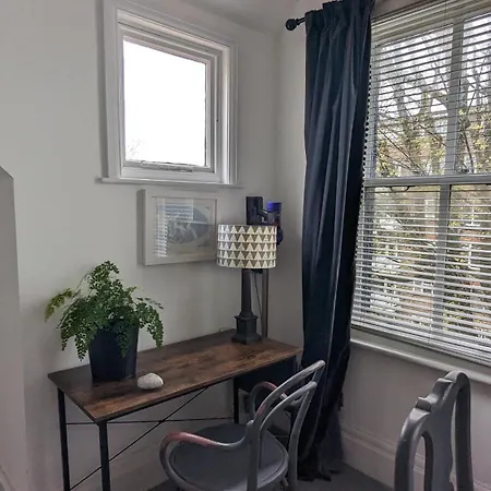 City Beach Loft Apartment Free Parking Brighton Exterior photo